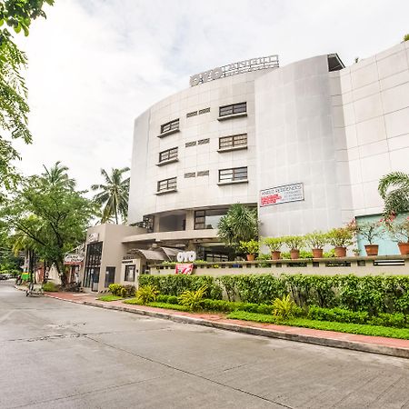 Anglo Residences Manila Quezon City Bagian luar foto