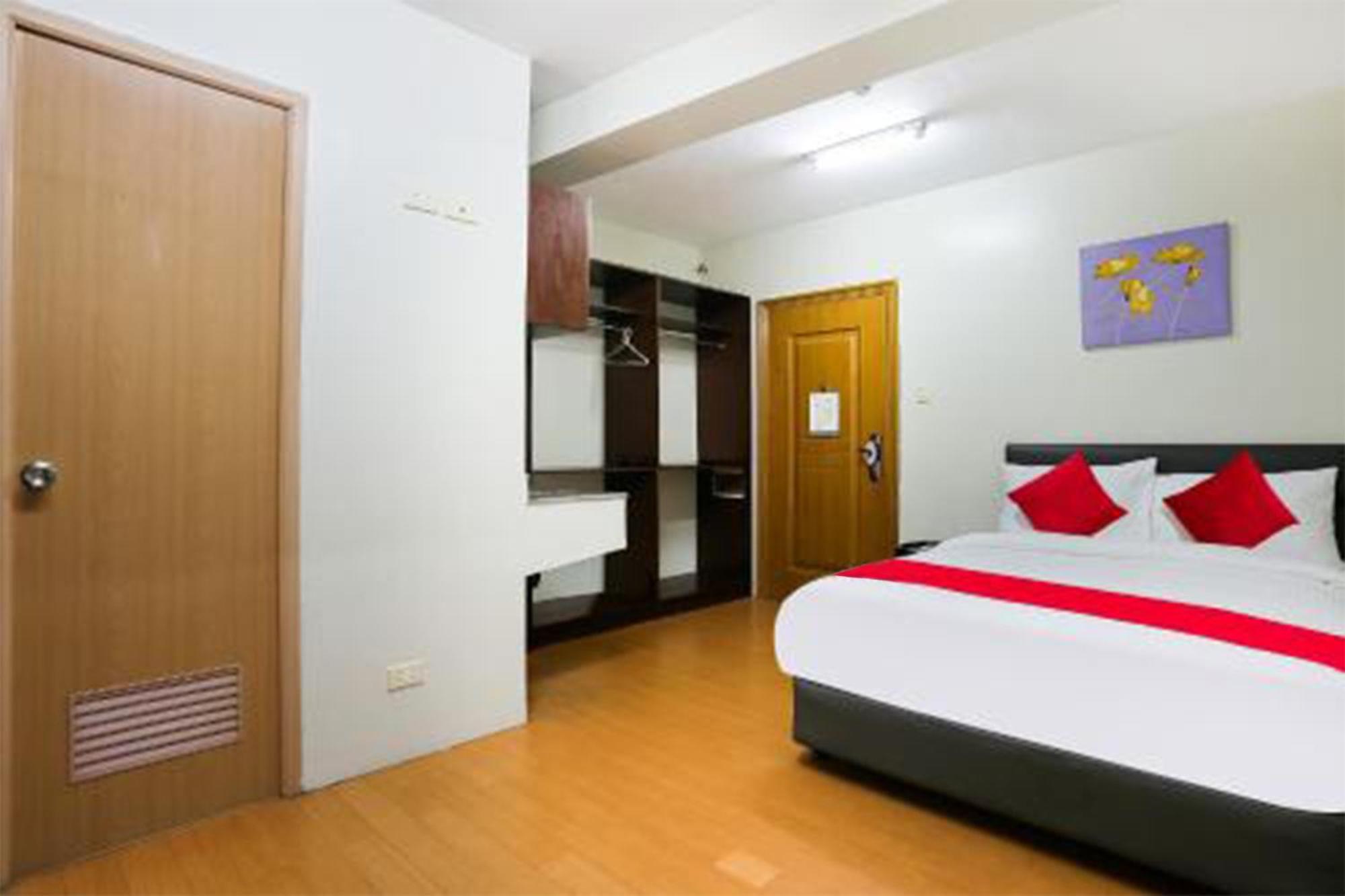 Anglo Residences Manila Quezon City Bagian luar foto