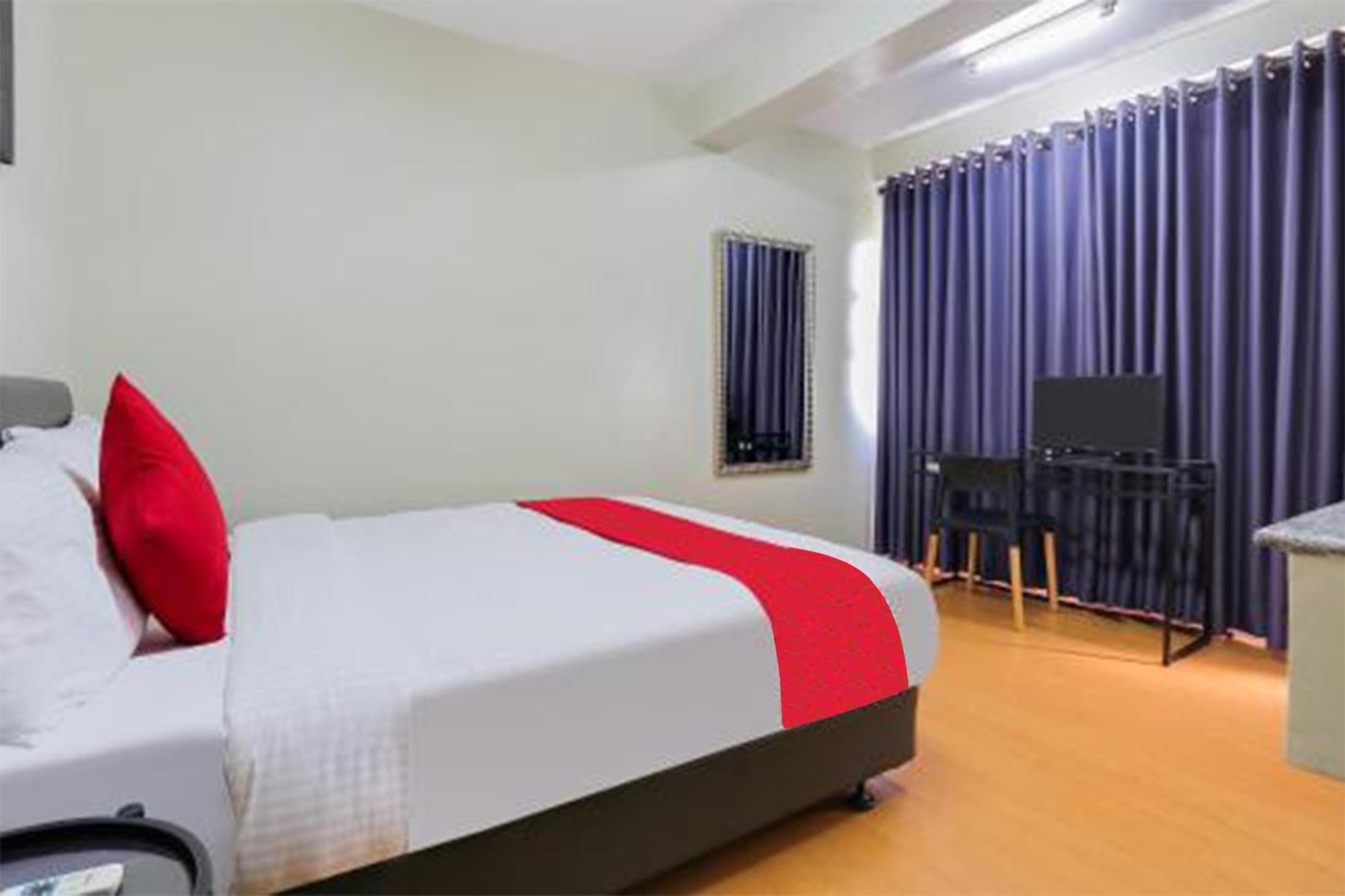 Anglo Residences Manila Quezon City Bagian luar foto