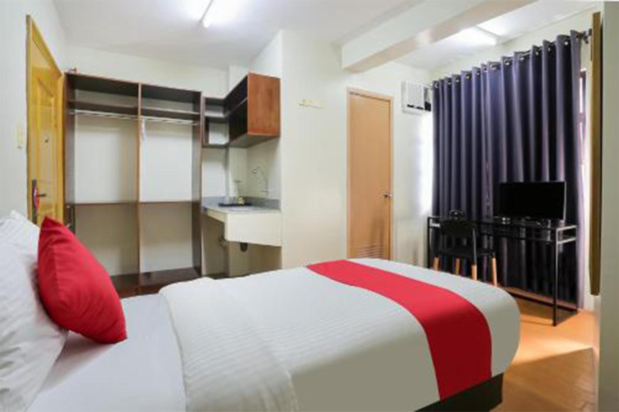 Anglo Residences Manila Quezon City Bagian luar foto