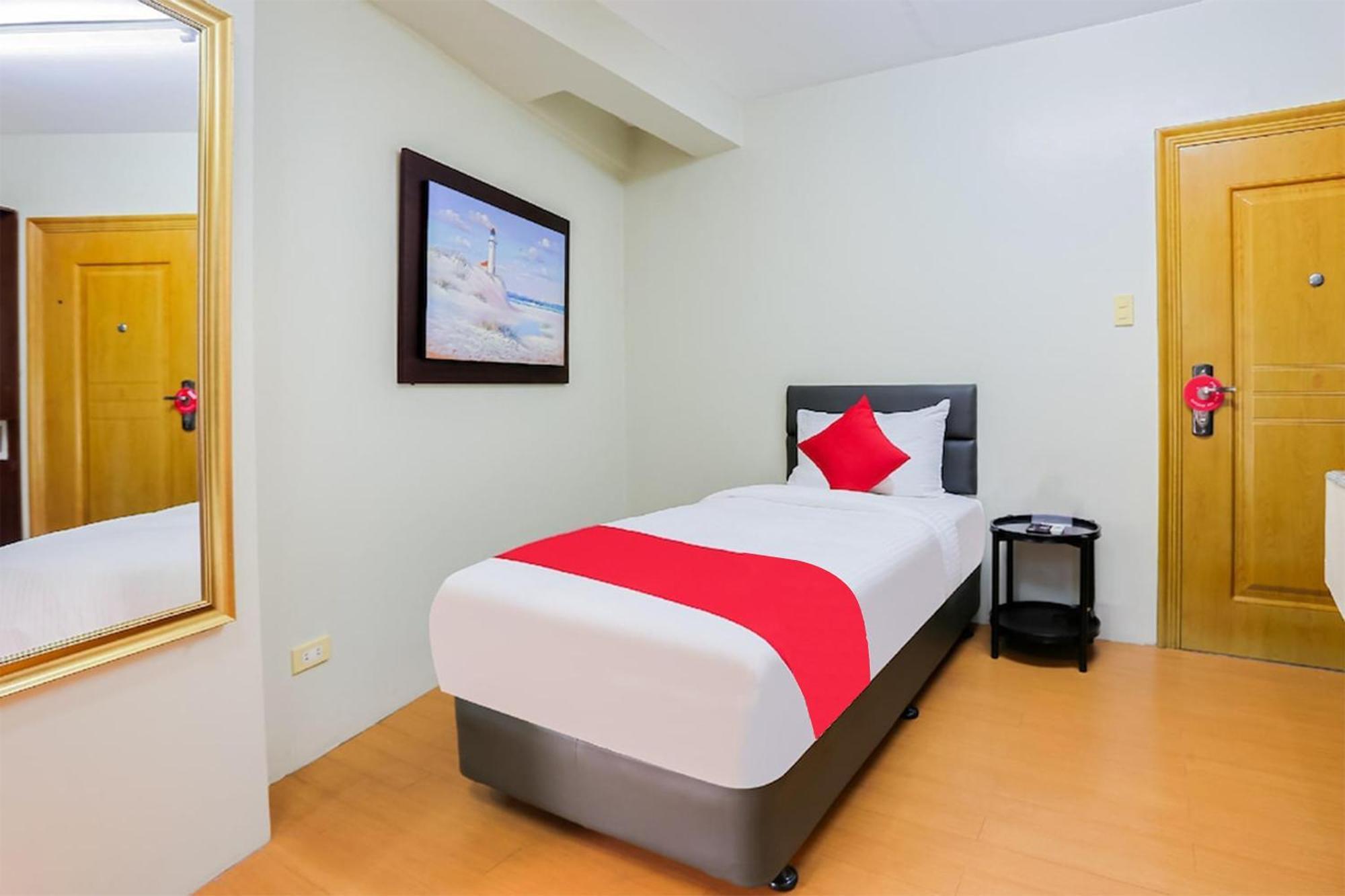 Anglo Residences Manila Quezon City Bagian luar foto